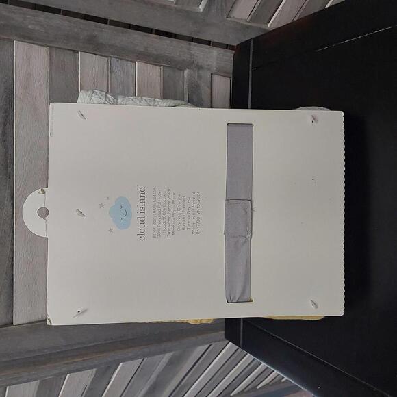 Baby Girls' 3 Pack Waffle Hooded Bath Towel | Cloud Island - Picture 5 of 6